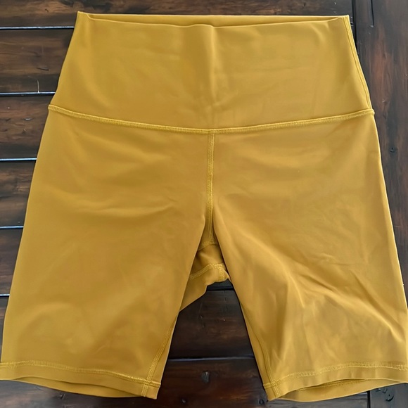 Lululemon Align Biker Short Gold Spice Size 8 8” Like New - Picture 3 of 6